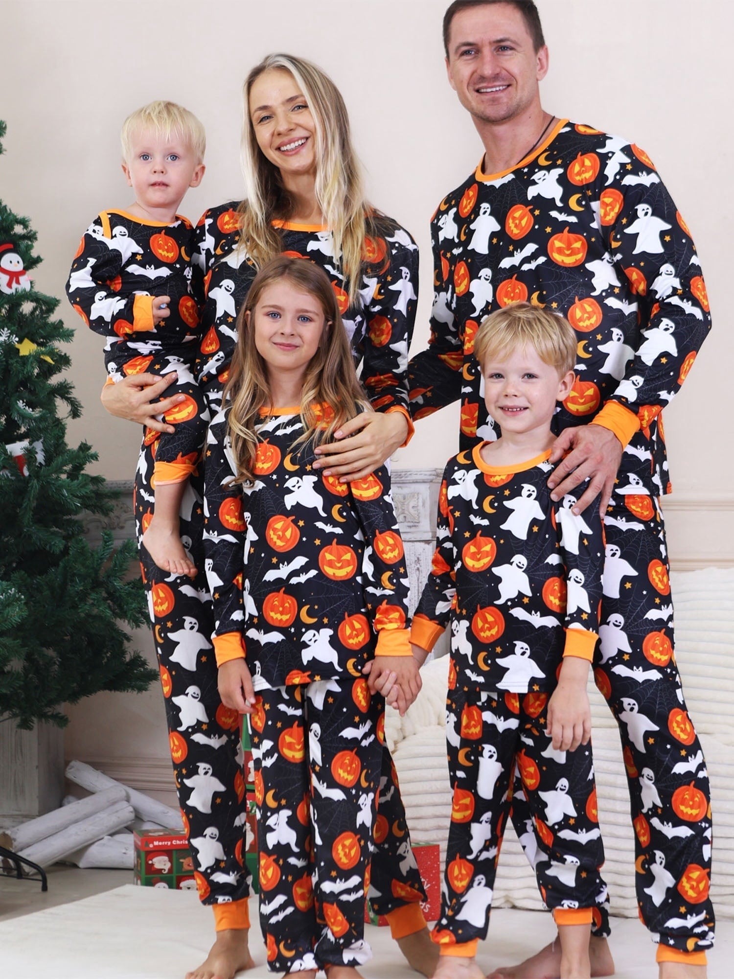DAKIMOE Halloween Pajamas Family Matching Set Holiday Print Long Sleeve Jammies Loungewear PJs Set Sleepwear Adult Kids Men Women Toddler